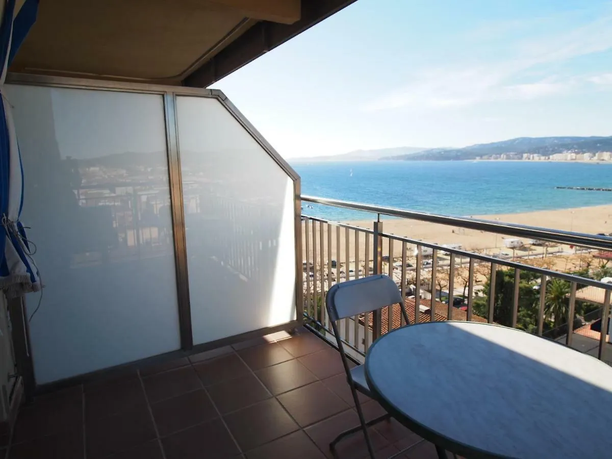 Seafront Apartment In Palamós