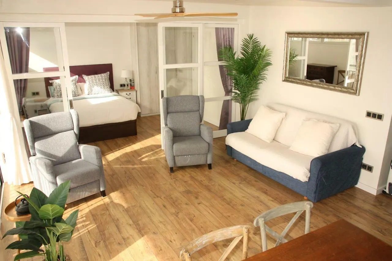 Seafront Apartment In Palamós İspanya