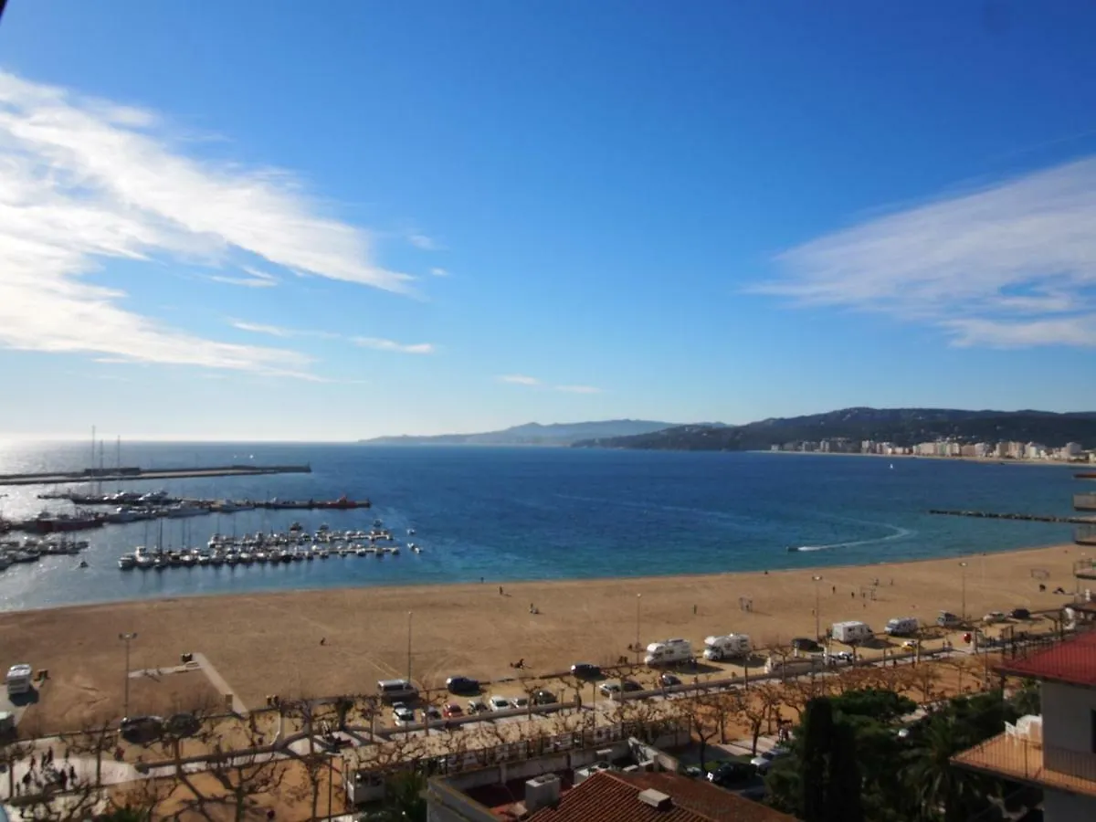 Seafront Apartment In Palamós